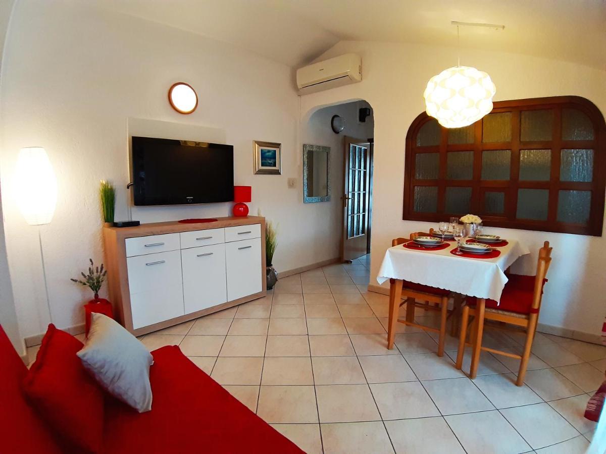 Apartments Zrinka 793 ポレッチ エクステリア 写真