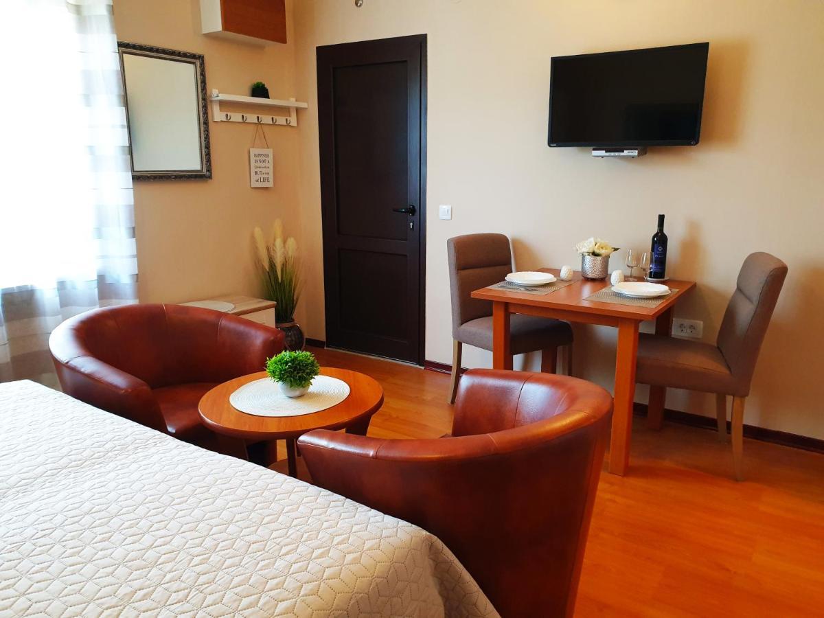 Apartments Zrinka 793 ポレッチ エクステリア 写真