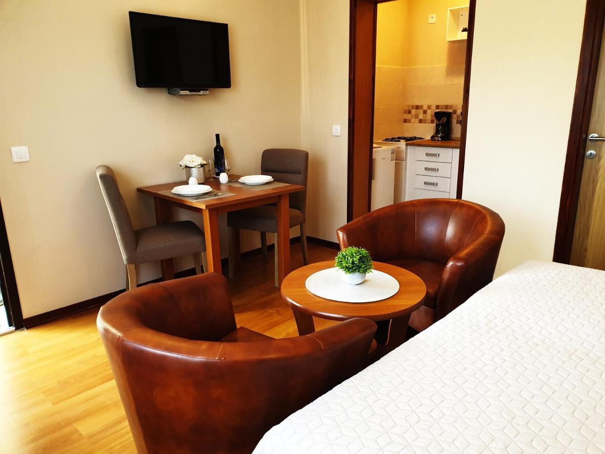 Apartments Zrinka 793 ポレッチ エクステリア 写真